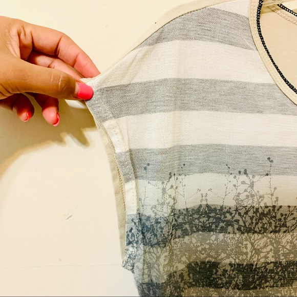 ✨4/$25✨ Y2K Edista Top/Blouse - Cream/Grey - Size Medium - Picture 6 of 12